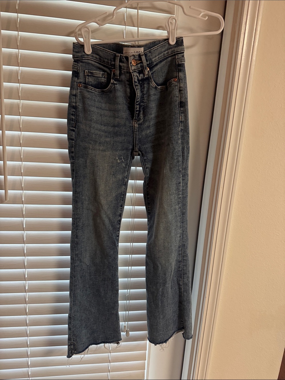 LOFT Women's Skinny Jeans in Medium Blue Wash